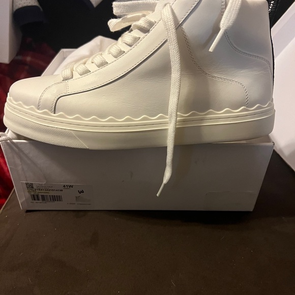 Chloe Lauren Leather Scalloped Mid Top sneaker White - Picture 5 of 6